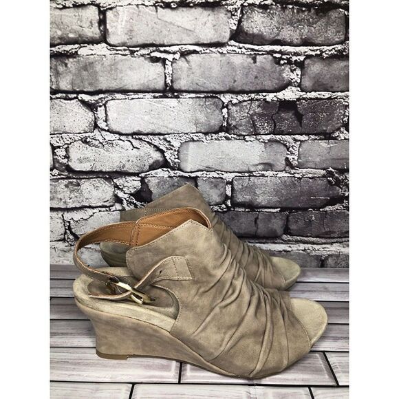 Earthies Earth Santo Taupe Suede Leather Peep Ankle Wedge Booties Women sz 10B - Picture 3 of 16
